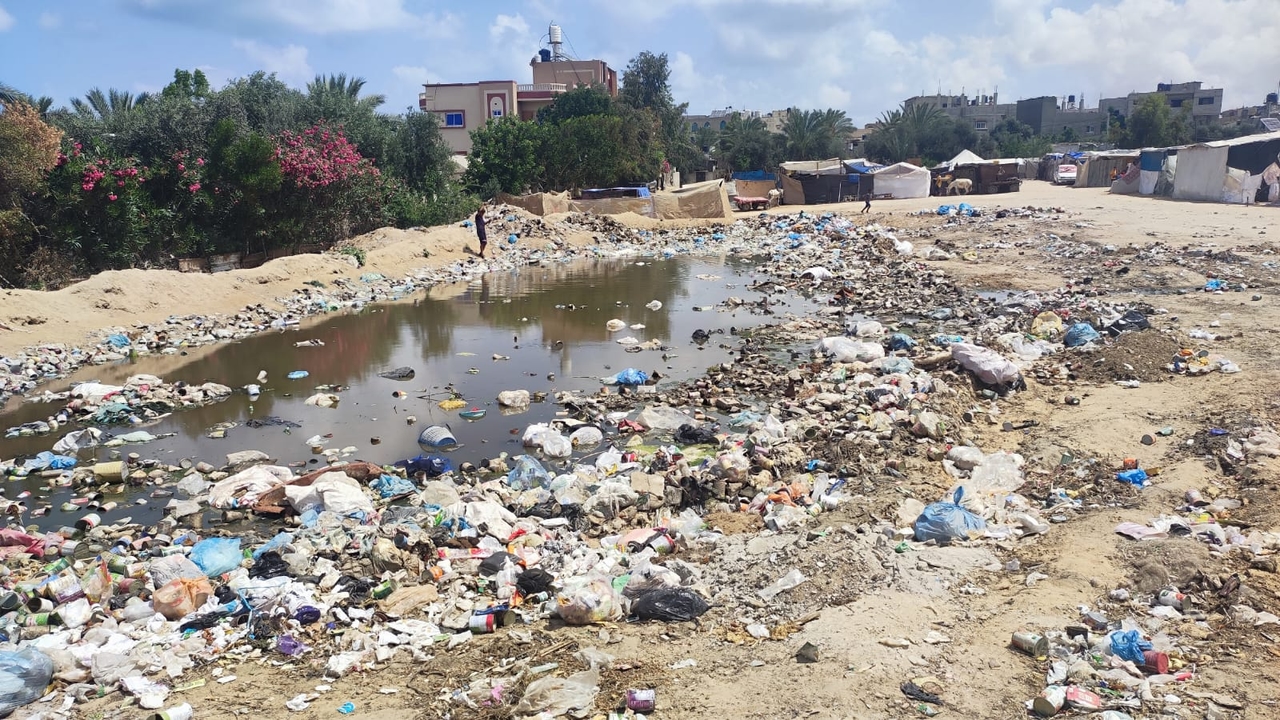 Gaza War | Playing on Carcinogenic Rubble