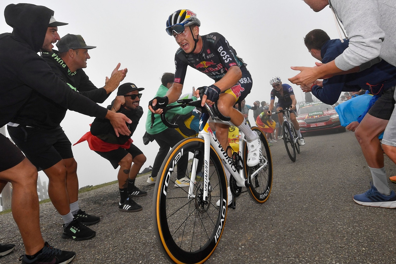 Tour de France | Lipowitz'in Tour'daki ilk çıkışı: Su taşıyıcısından umut ışığına