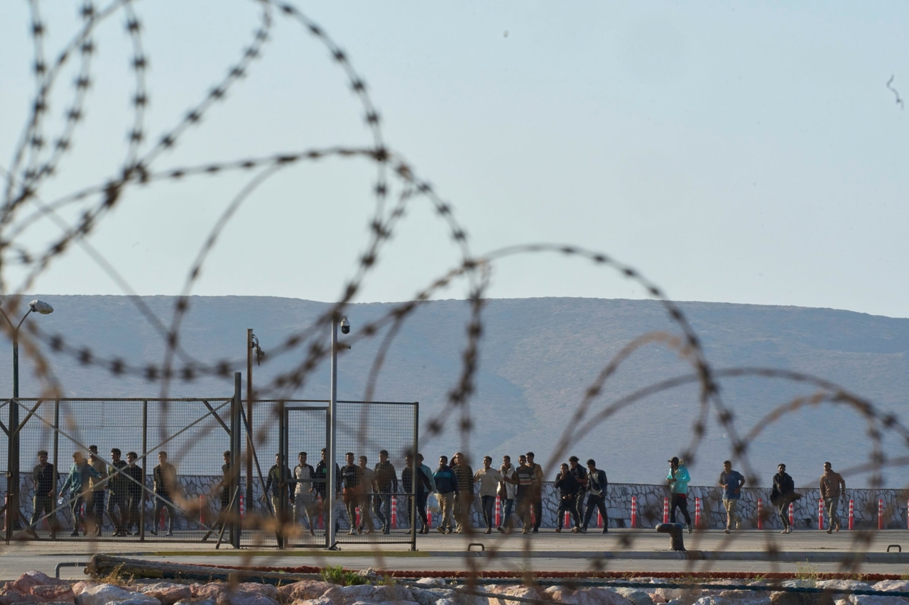Grecia | Mediterráneo: Miles de refugiados llegan a Creta desde Libia
