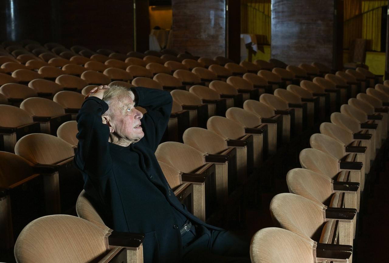 Teatro | Claus Peymann: Leggenda e Custode del Cane