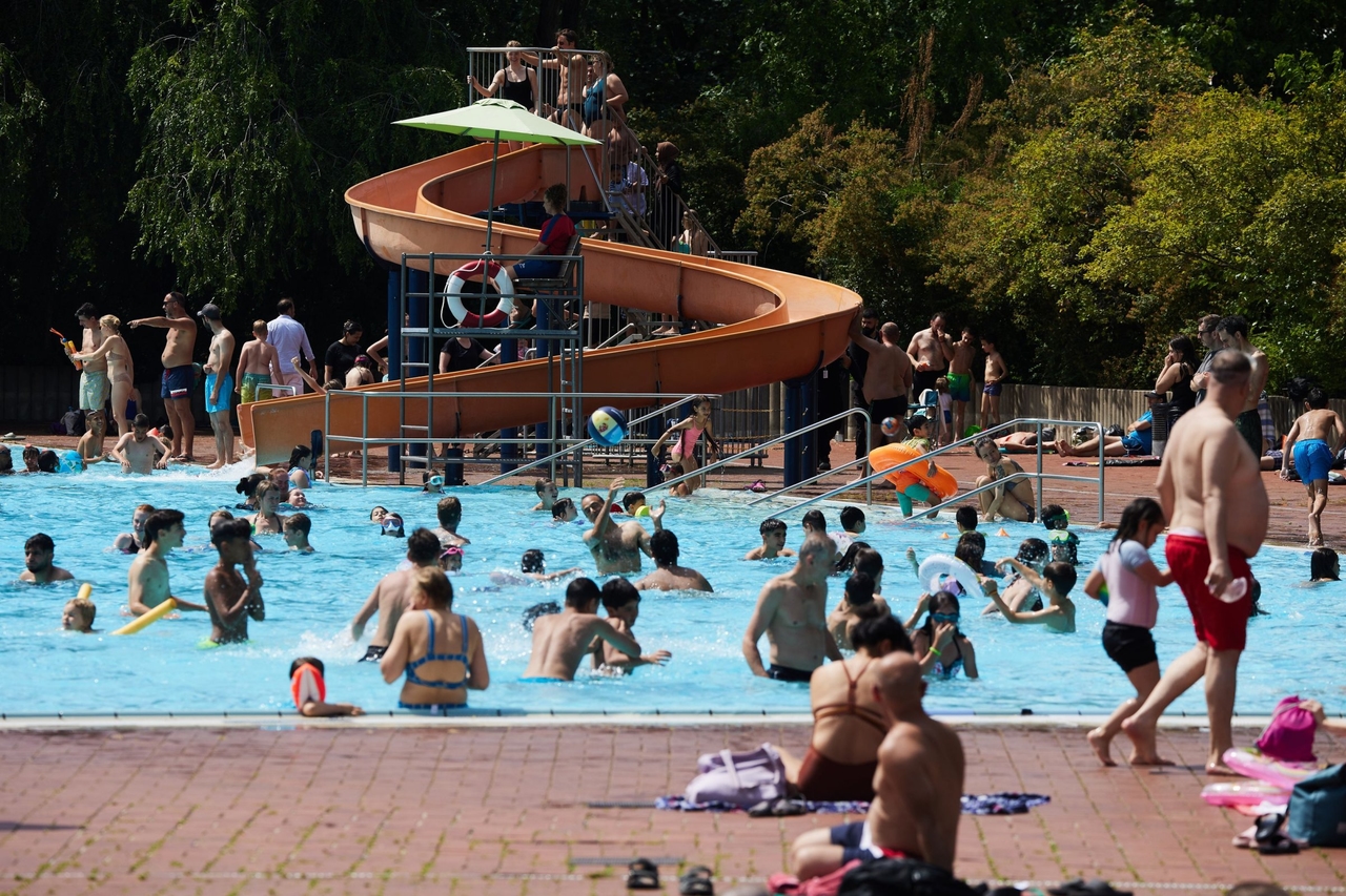 Piscinas | La izquierda quiere salvar las piscinas