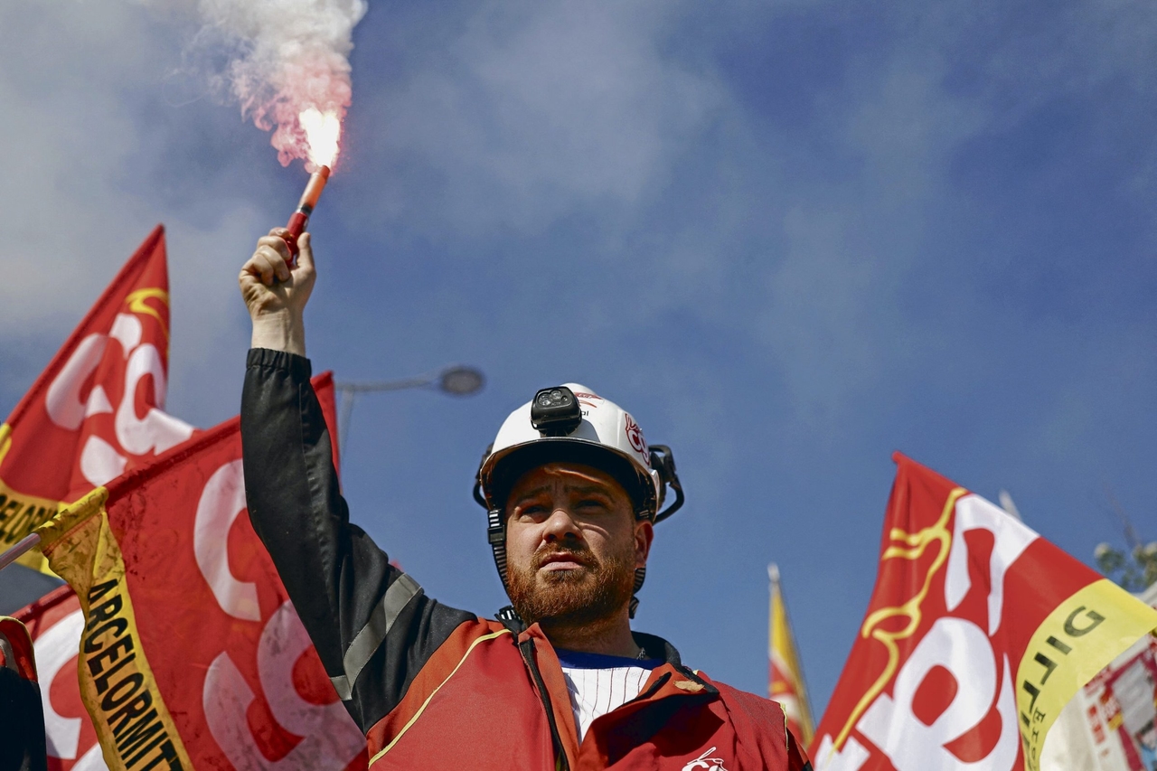 Bütçe politikası | Fransa kısa bir adım atıyor