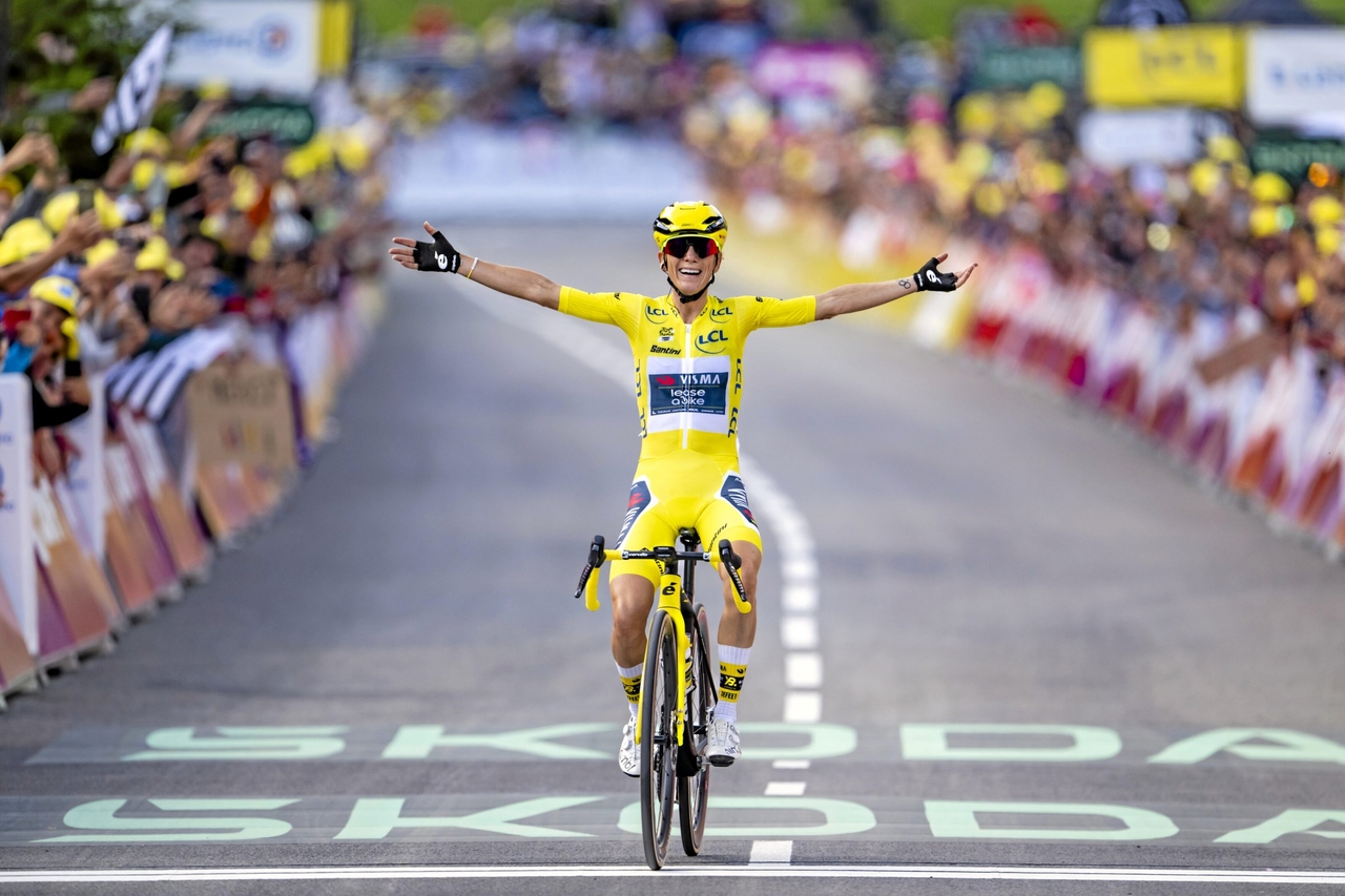 Tour de France | Fransa, bisiklet kraliçesi Pauline Ferrand-Prevot'u kutluyor