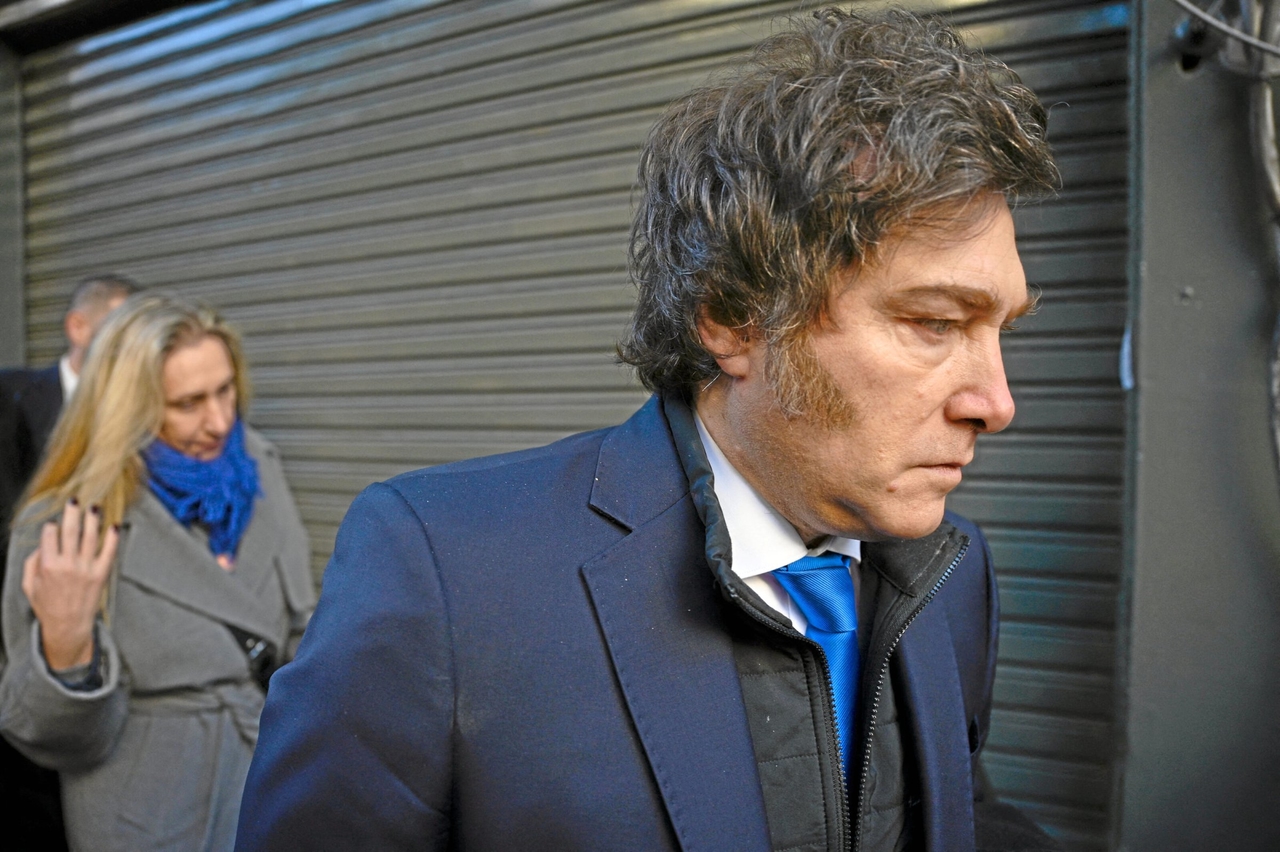 Argentina | Argentina: Presidente Milei está em apuros por causa do seu chefe