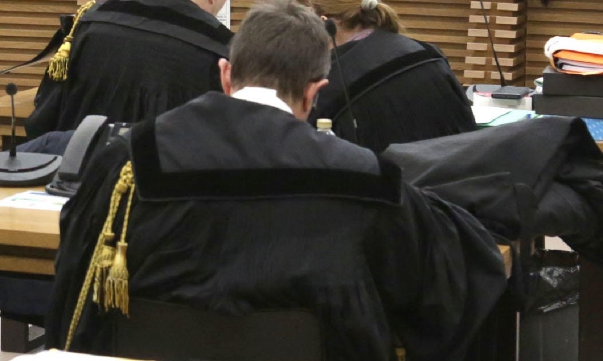 Das Turiner Berufungsgericht entscheidet über das Schicksal von Matteo Renzis Mutter.