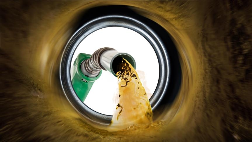 Globalne wydarzenia spowodowały spadek cen ropy Brent