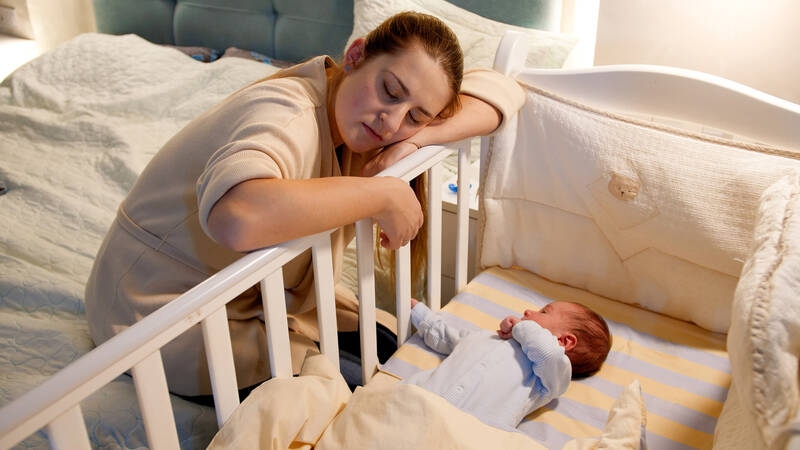 Behavior and metabolism: Lack of sleep as a fattening agent