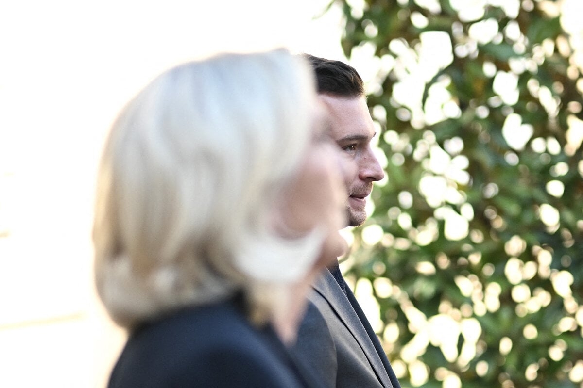 Marine Le Pen denuncia il sondaggio "ridicolo": "Non sparisco per una decisione del tribunale"