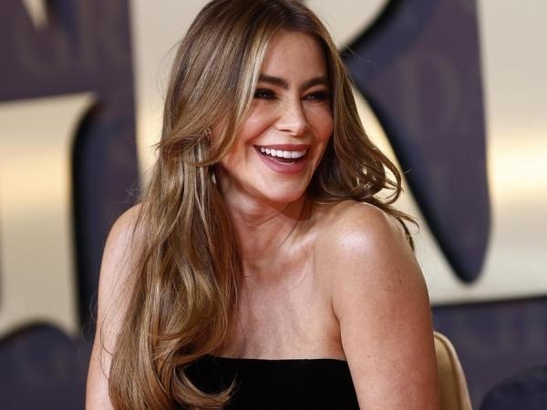 Sofía Vergara glänzt mit 53 und macht ihre Fans sprachlos.