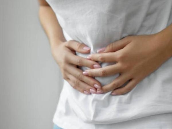 Eierstockkrebs: Symptome und wann Sie einen Arzt aufsuchen sollten