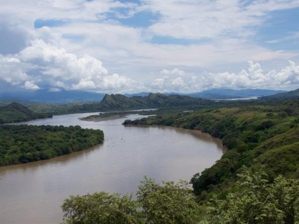 La Colombie célèbre la décision de la CIDH reconnaissant le droit à un climat sain.