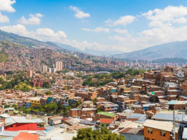 7 miejsc w Medellín, których nie warto odwiedzać, według AI