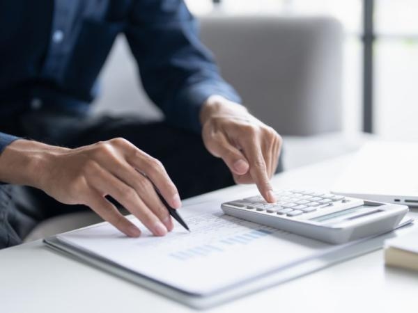 Funzionario DIAN: 10 cose da preparare e presentare per la dichiarazione dei redditi del 2025