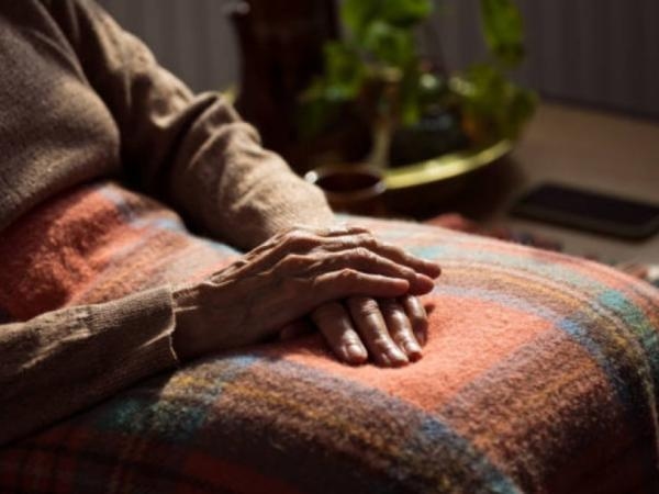 Technology against loneliness: solutions that accompany