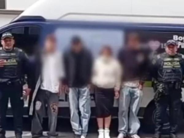 TransMilenio in Gefahr: Erwachsene und Minderjährige wegen Raubüberfällen auf Bahnhöfe festgenommen