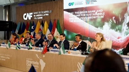 CAF otorga 100 millones de dólares para reforma energética de Bahamas