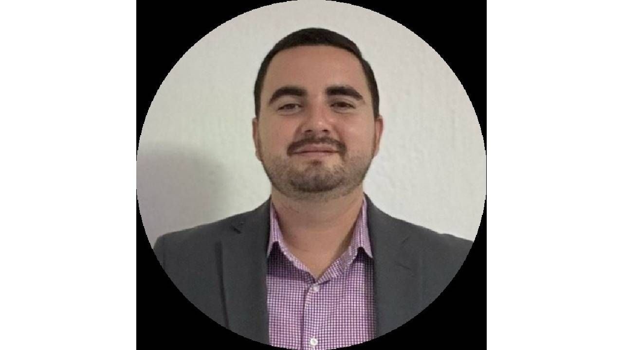 Si dimette il primo giudice eletto nella riforma giudiziaria: chi è Adrián Aguirre Hernández?