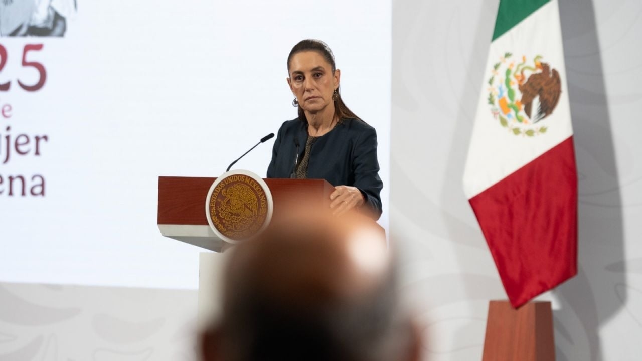 O México rejeita a declaração do Congresso peruano de que Sheinbaum é "persona non grata".