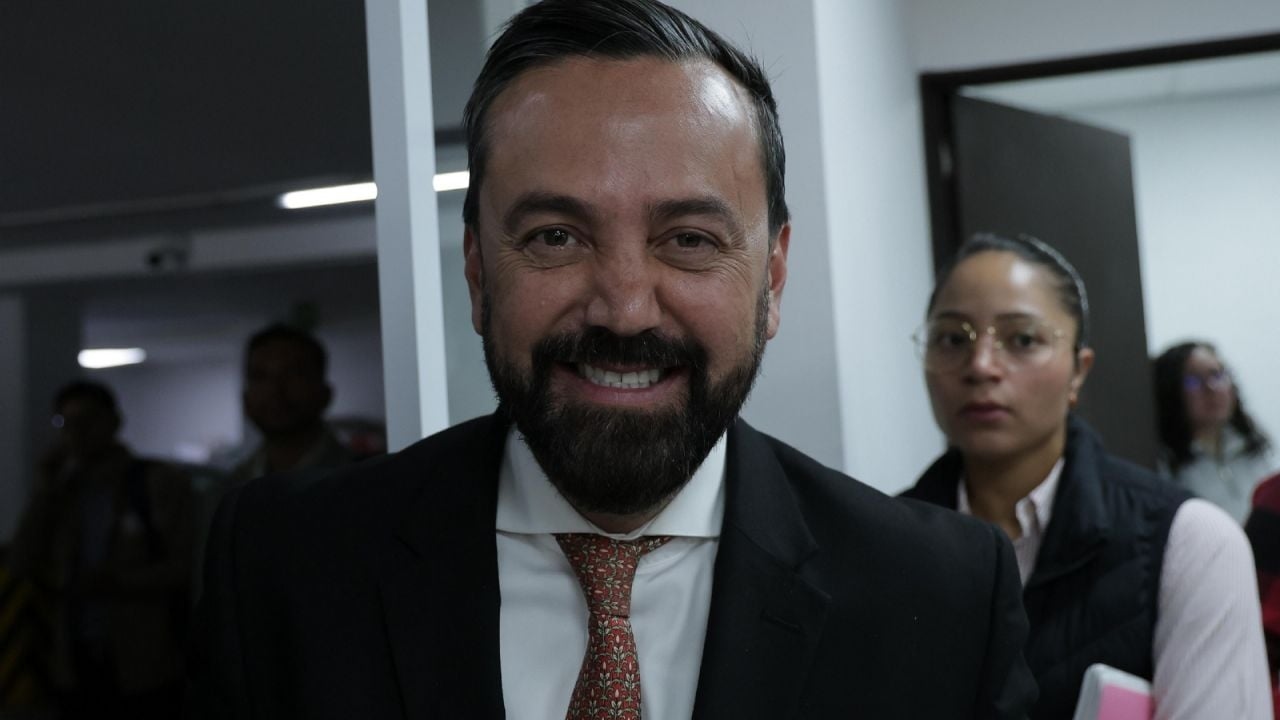 Morena powołuje komisję do zbadania „kartelu nieruchomości”; PAN oskarża ją o odwracanie uwagi.
