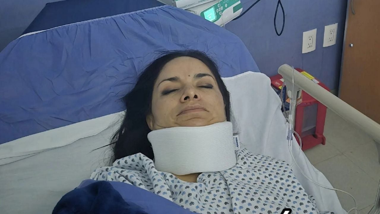 #LadySears rzuca rzeźbą w głowę kobiety, wysyłając ją do szpitala