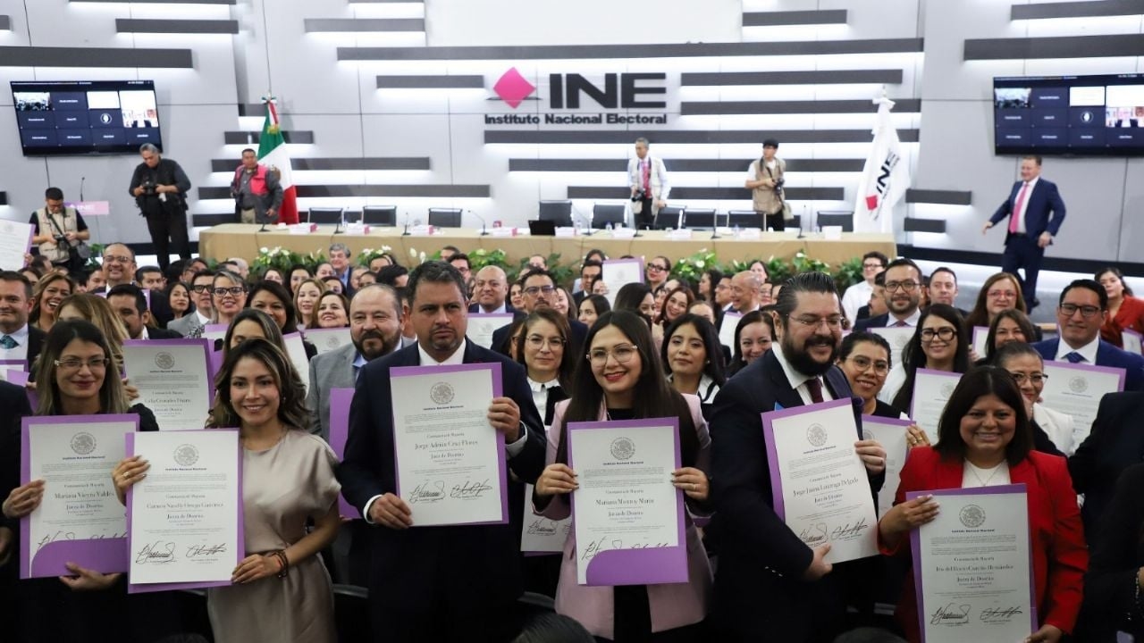 L'INE consegna i certificati di maggioranza ai giudici; Taddei elogia ancora una volta l'elezione giudiziaria
