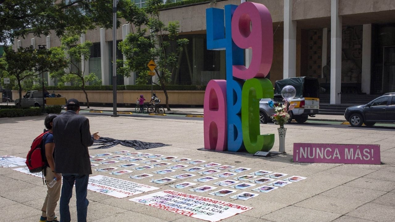 Die Generalstaatsanwaltschaft (FGR) beantragt die Auslieferung von Sandra Lucía Téllez, Miteigentümerin des ABC Daycare Center in Hermosillo.