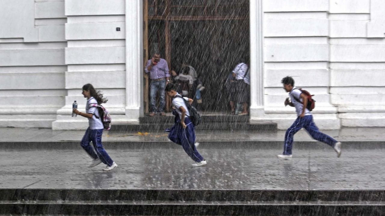 Fortes chuvas durante a retomada das aulas: esta é a previsão para segunda-feira, 1º de setembro, até quinta-feira, 4 de setembro.