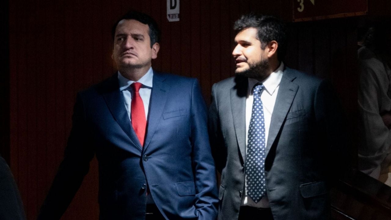 Jueza frena cualquier orden de captura por huachicol fiscal contra Andy y Bobby, hijos de AMLO