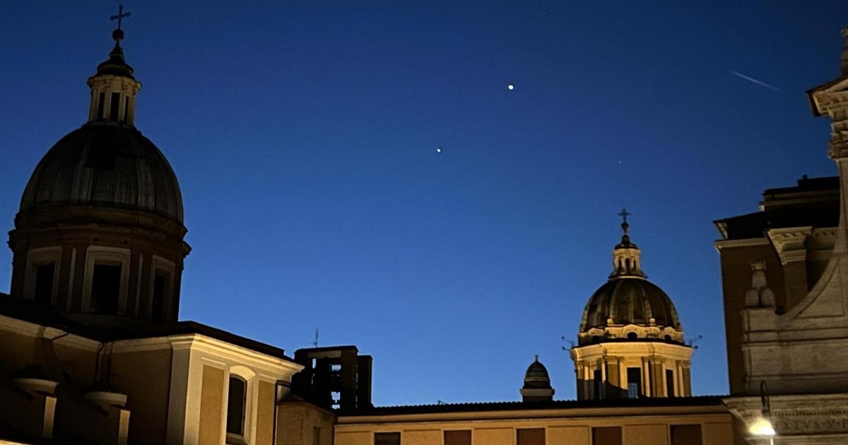 La danza de Júpiter y Venus al amanecer, esperando las estrellas fugaces de agosto.