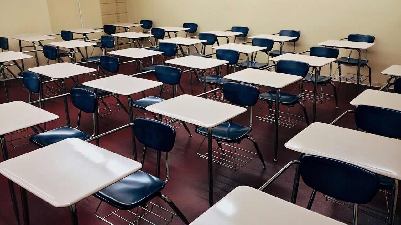 Ministerie van Onderwijs bevestigt alles: VAARWEL RECREATIE vanaf september | “Niet meer nodig voor kinderen”