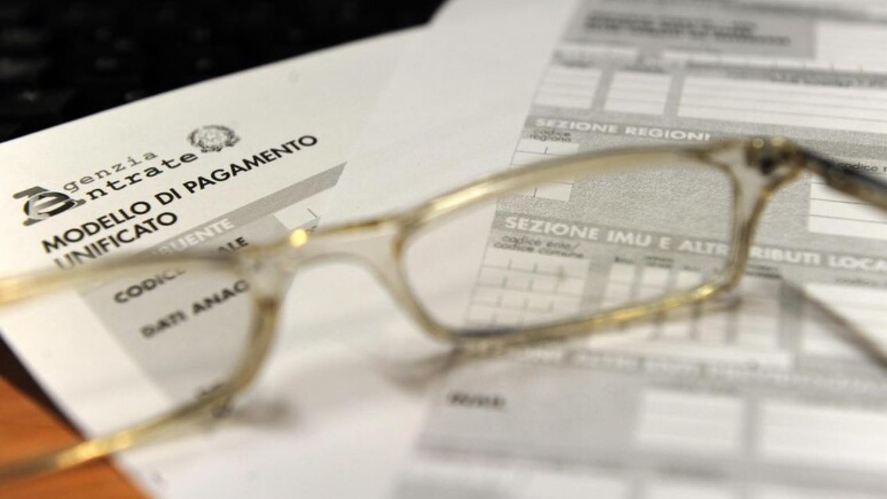 Vaarwel BELASTINGEN, een 100% legale methode ontdekt | De accountant verklapt het