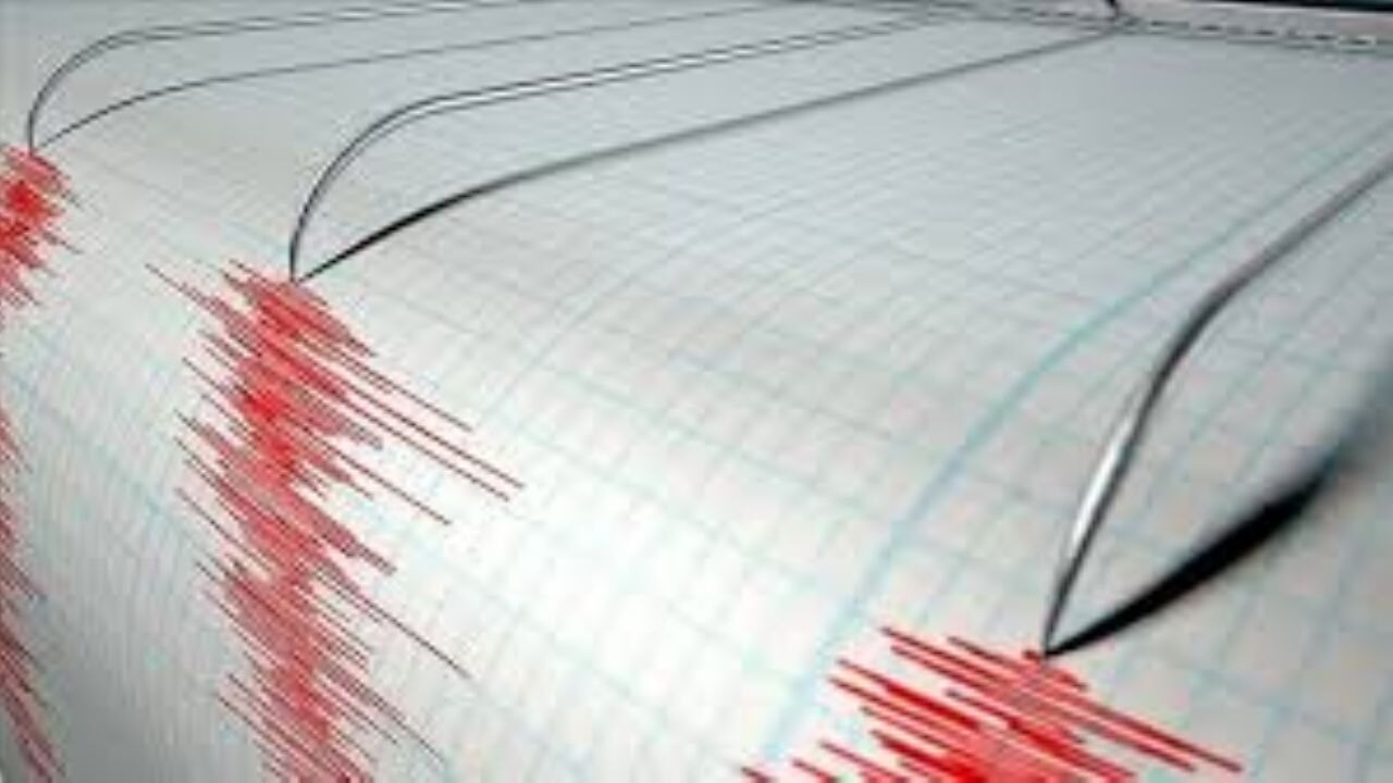 İran'da sabah saatlerinde deprem meydana geldi