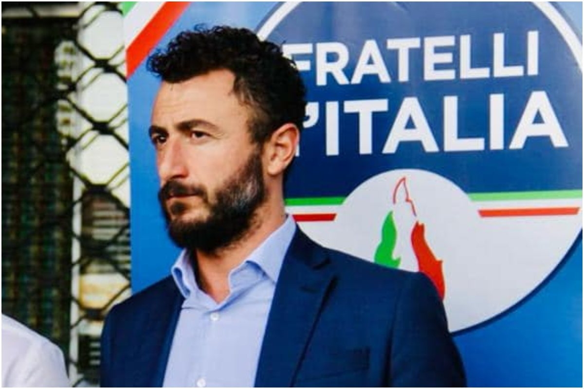 Pozzolo uit Fratelli d'Italia gezet na schietpartij op oudejaarsavond, uitzetting na onthullingen over de rol van Delmastro
