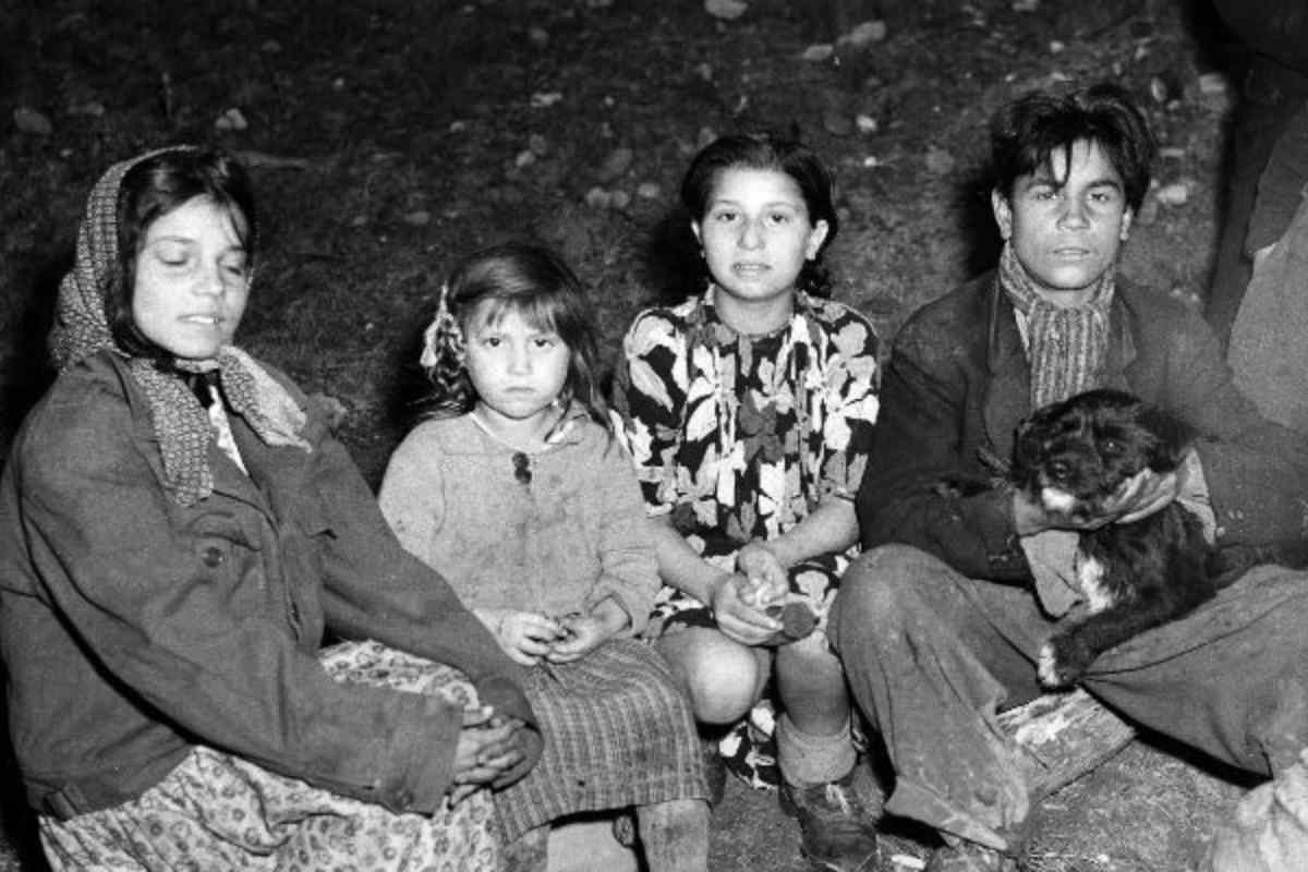 İtalya son derece ırkçı, Romanlar sizden daha iyi: ama kimi yeniden eğitmek istiyorsunuz?