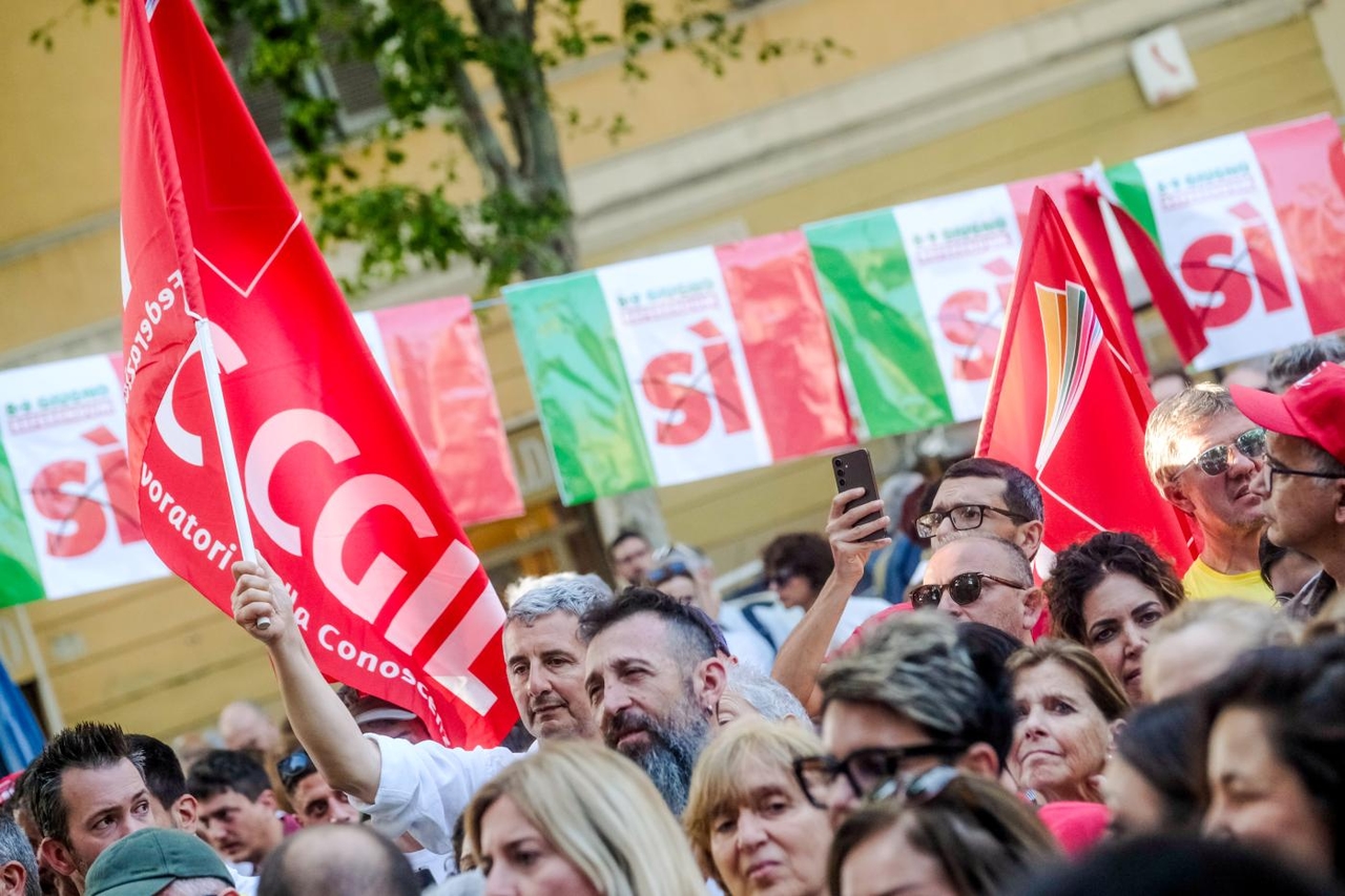 Onrechtmatige ontslagen: het Constitutionele Hof ontmantelt weer een onderdeel van de Jobs Act: de limiet van zes maanden is ongrondwettelijk; het was een van de referendumvragen.