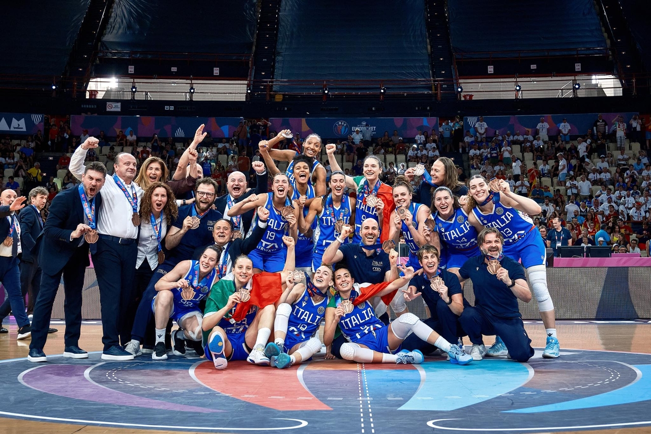 Lo storico Bronzo dell’Italbasket femminile agli Europei 2025: la medaglia vinta dopo 30 anni