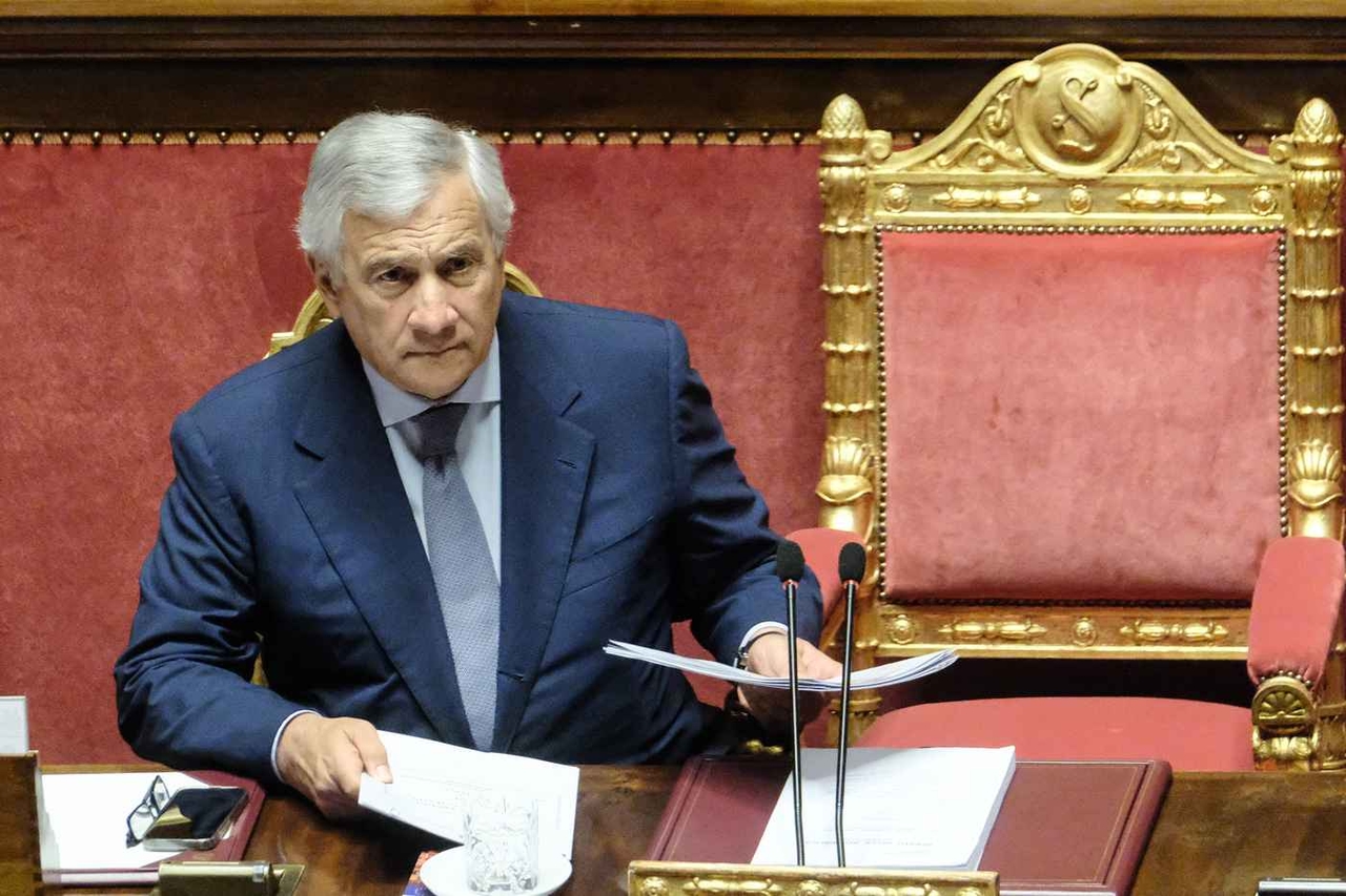 Tajani vise les droits civiques, mais derrière le Ius Scholae émerge la loi électorale