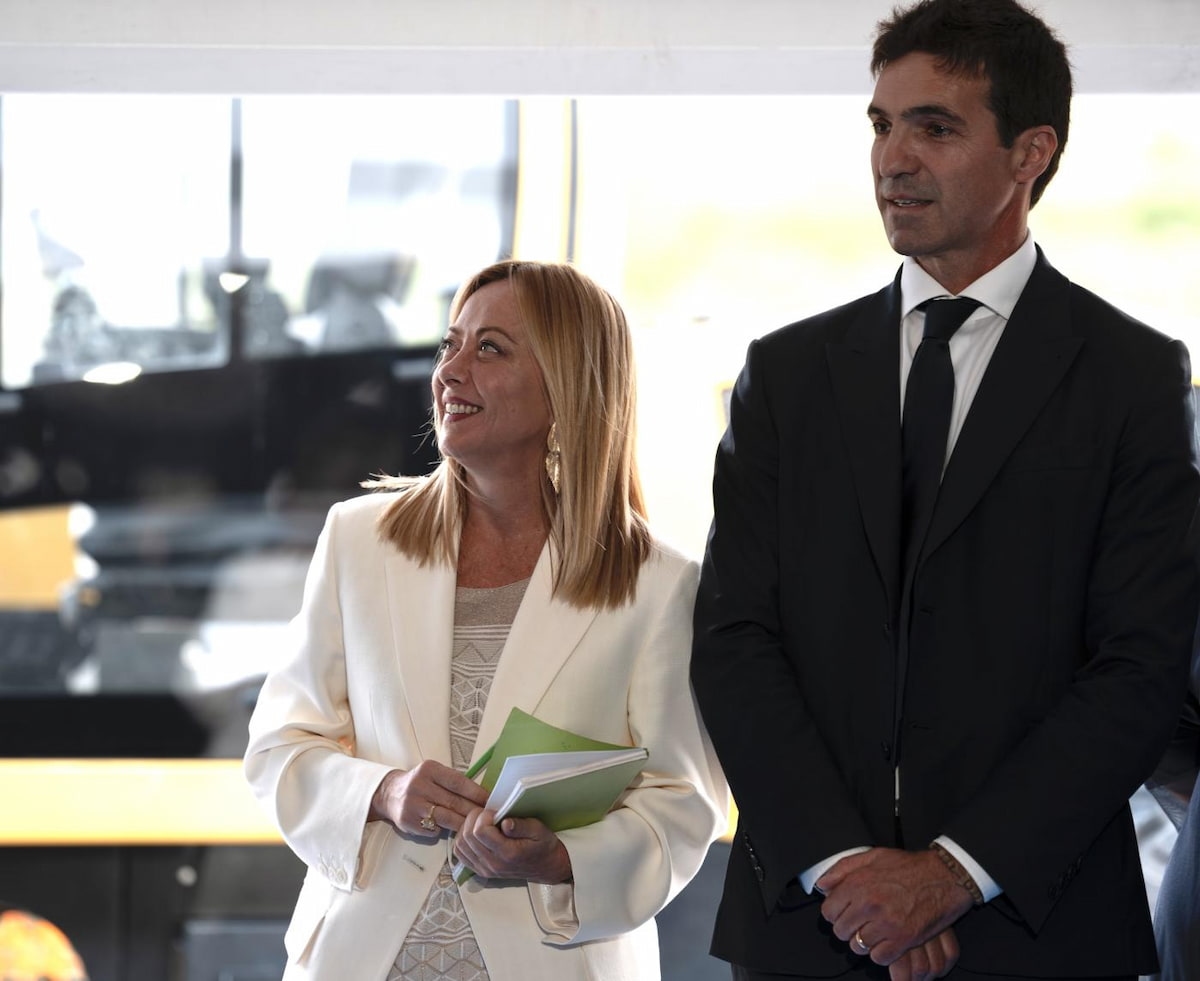 Verkiezingen in Marche: Meloni geeft gouverneur Acquaroli op het laatste moment een cadeau: de regio ligt in de Speciale Economische Zone, net als het Zuiden.