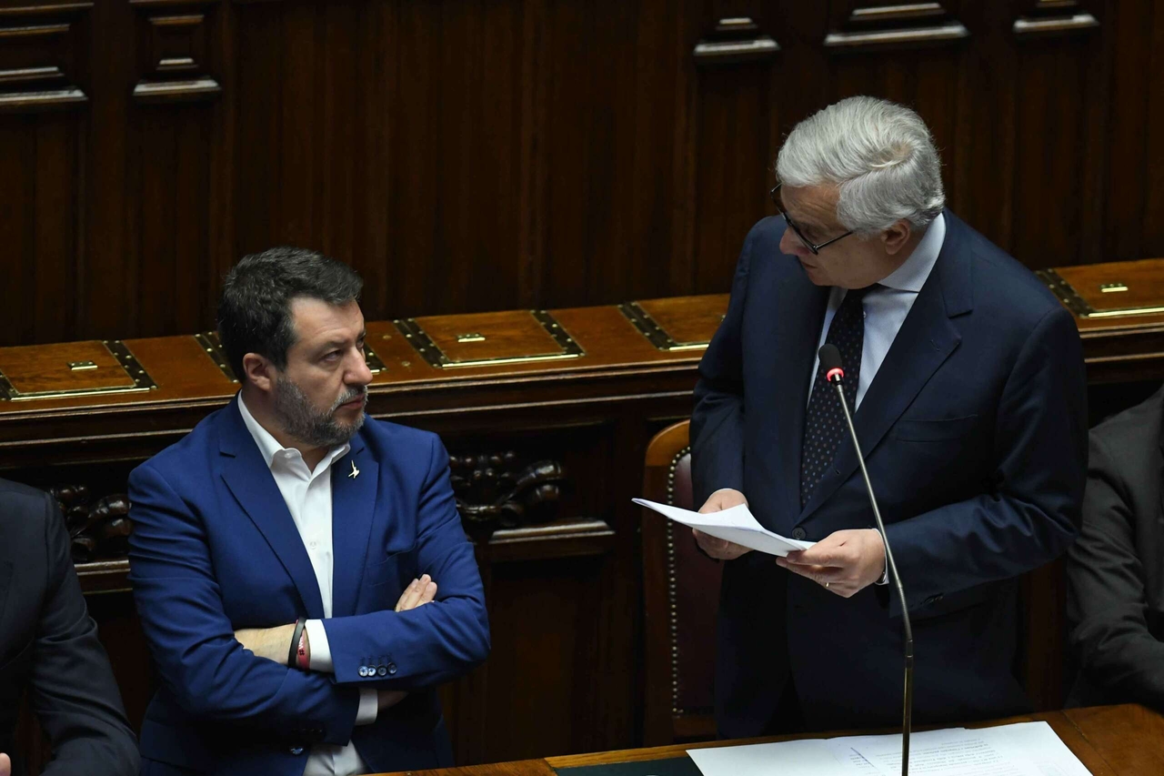 Salvini valt Macron aan, Tajani zet de kapitein op zijn plaats: "Ik regel buitenlandse zaken wel."