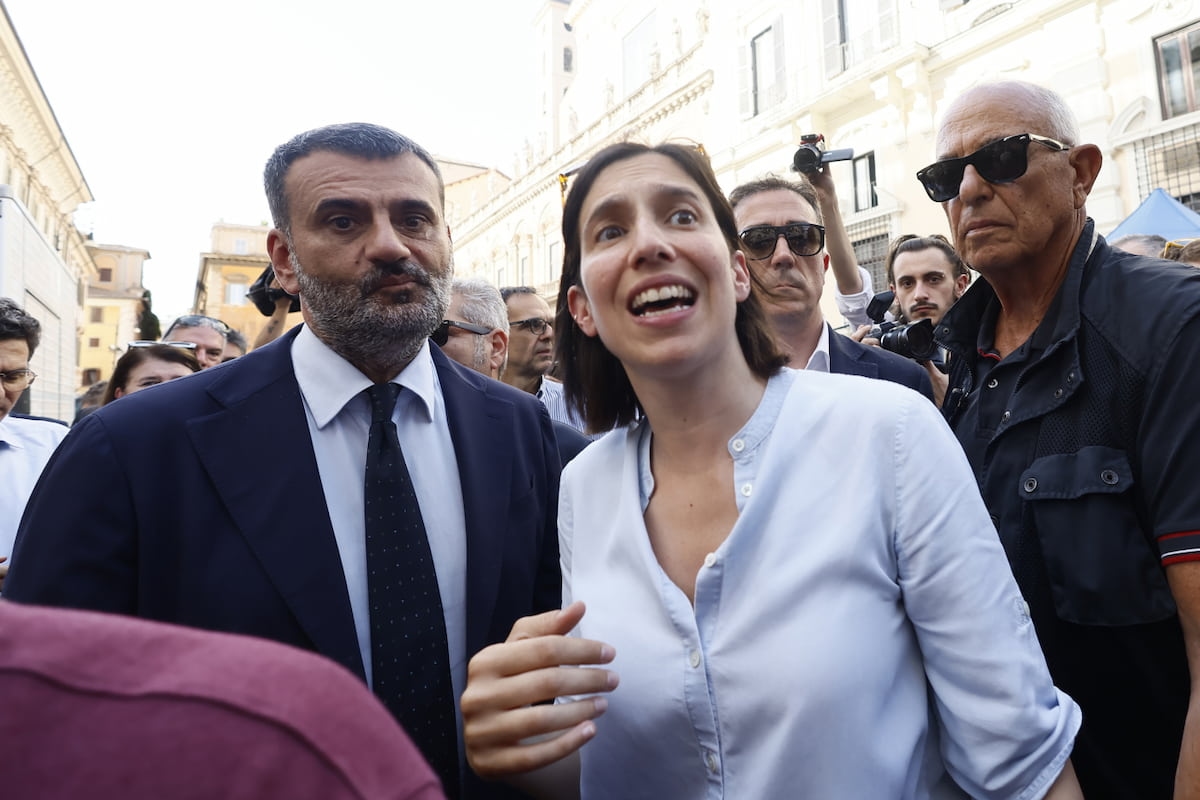 Eleições regionais na Puglia, Decaro está perto de dar um "sim" para concorrer ao governo, mas Vendola permanecerá na disputa com a AVS.