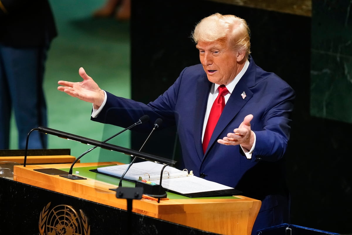 Trump na ONU, uma demonstração de negação climática e mentiras: "Acabei com sete guerras, reconhecendo a Palestina como um presente ao Hamas."