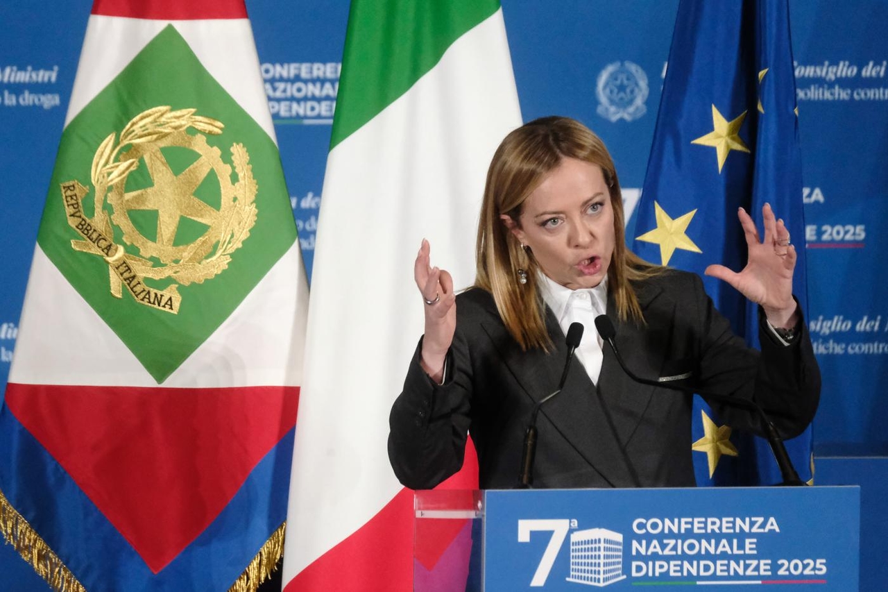 „Nigdy nie będzie to podatek od majątku” – Giorgia Meloni broni bogatych i ostro krytykuje propozycję CGIL.