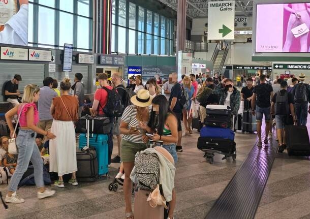 Malpensa - Kuzey İtalya'da radar engeli: Cumartesi akşamı yaşanan teknik kesintiden sonra hava trafiği düzeliyor - - Varese Haberleri