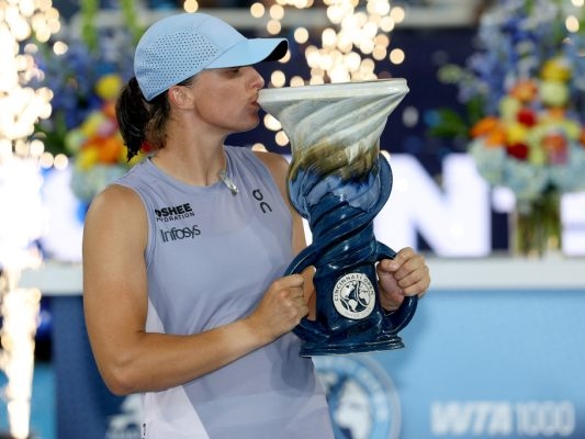 Swiatek wins before US Open tournament in Cincinnati