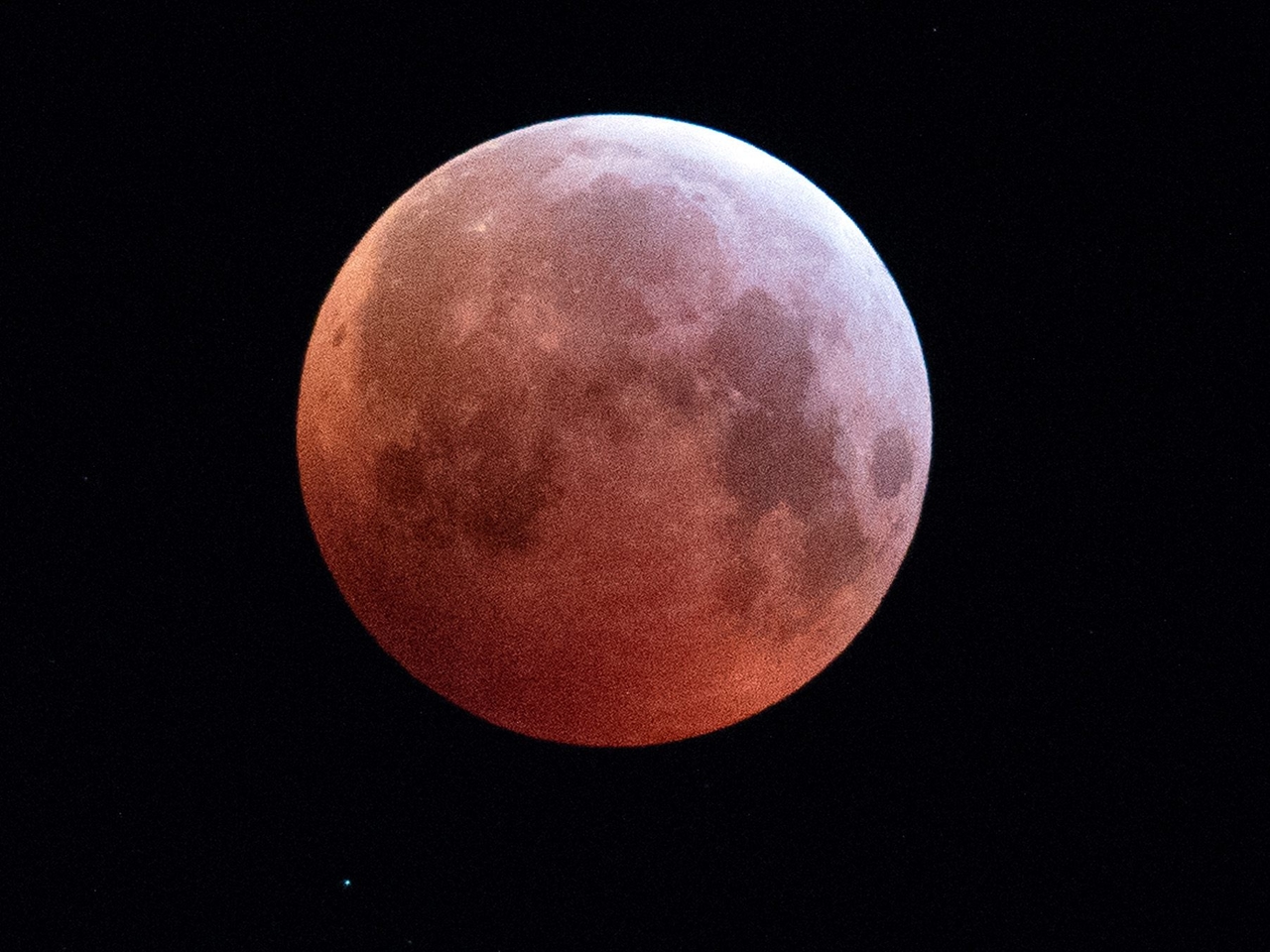Contagem regressiva para o Eclipse Lunar Total sobre Viena