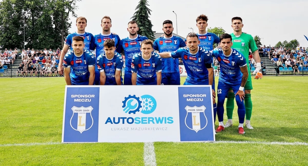 Pogoń-Sokół Lubaczów (voorlopig) in de IV-competitie. Alle hoop gevestigd op Podhale Nowy Targ