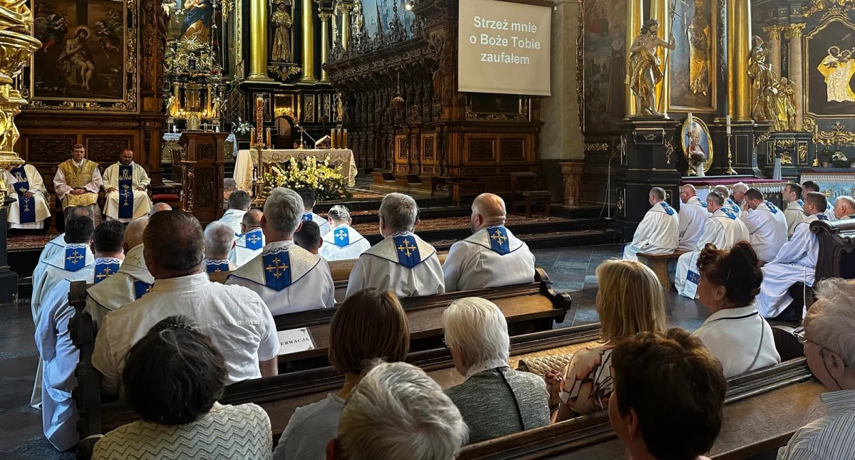Solidarni w działaniu – zjazd dyrektorów Caritas w Leżajsku