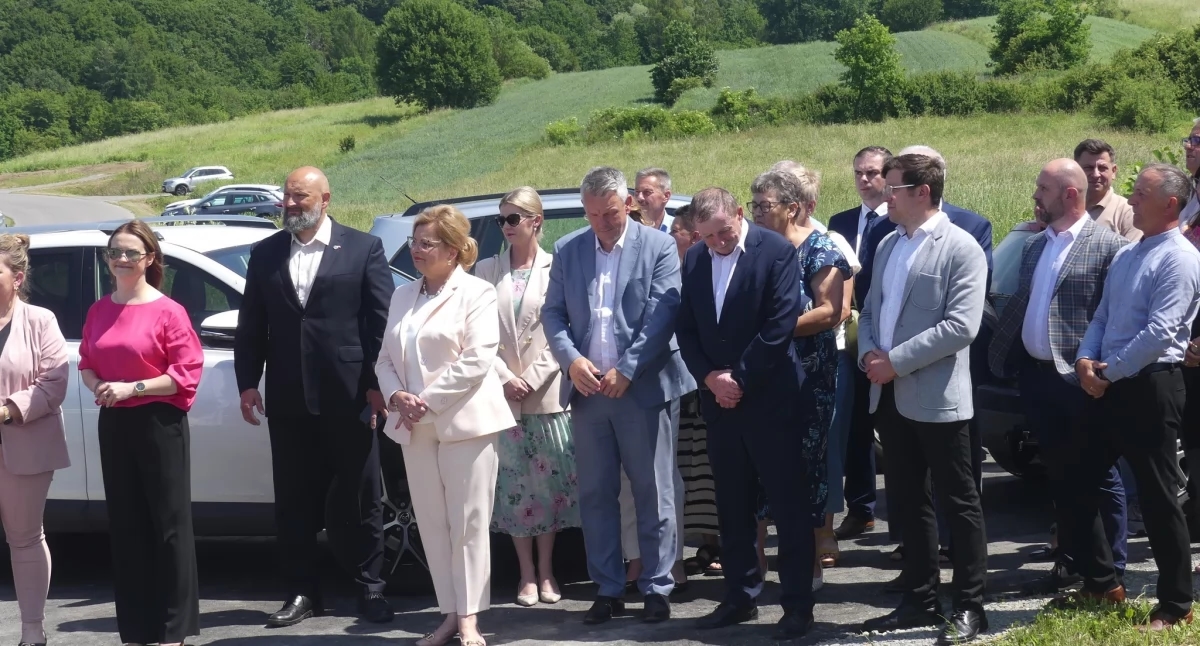 La carretera en Bachów está oficialmente abierta