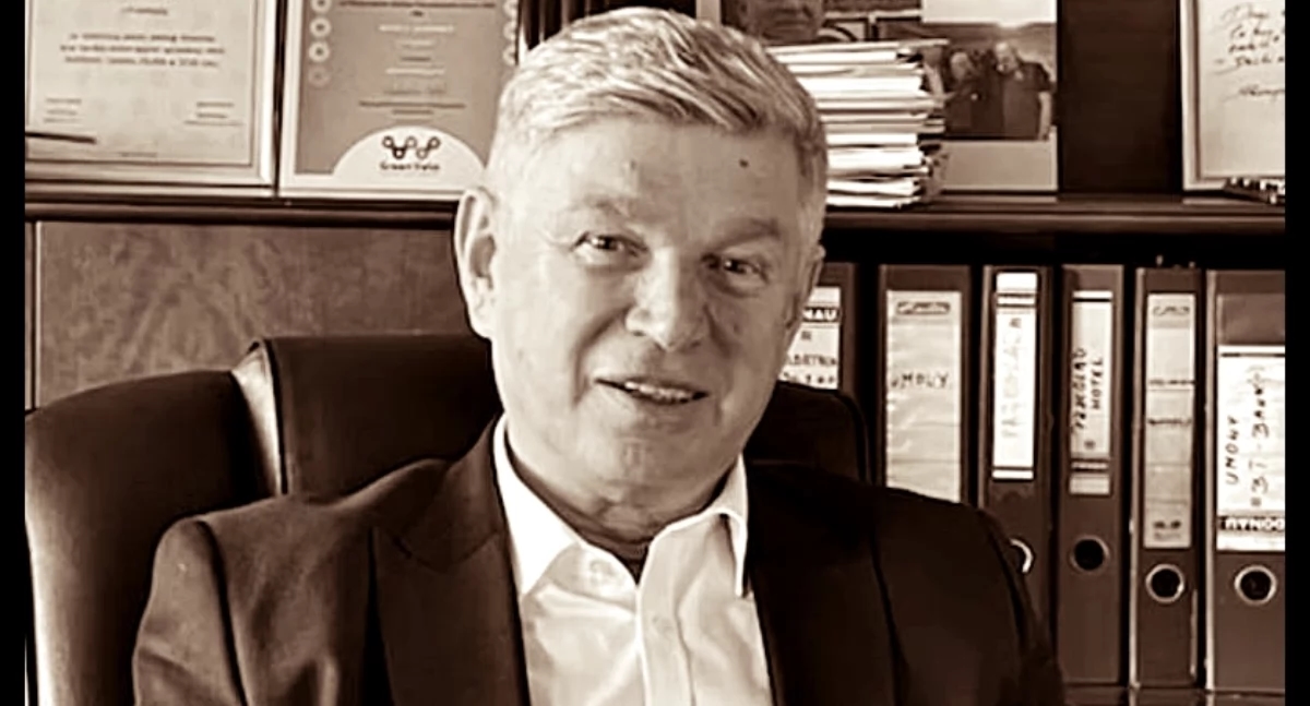 Zygmunt Ziober, a former international football referee from Przemyśl, has died.