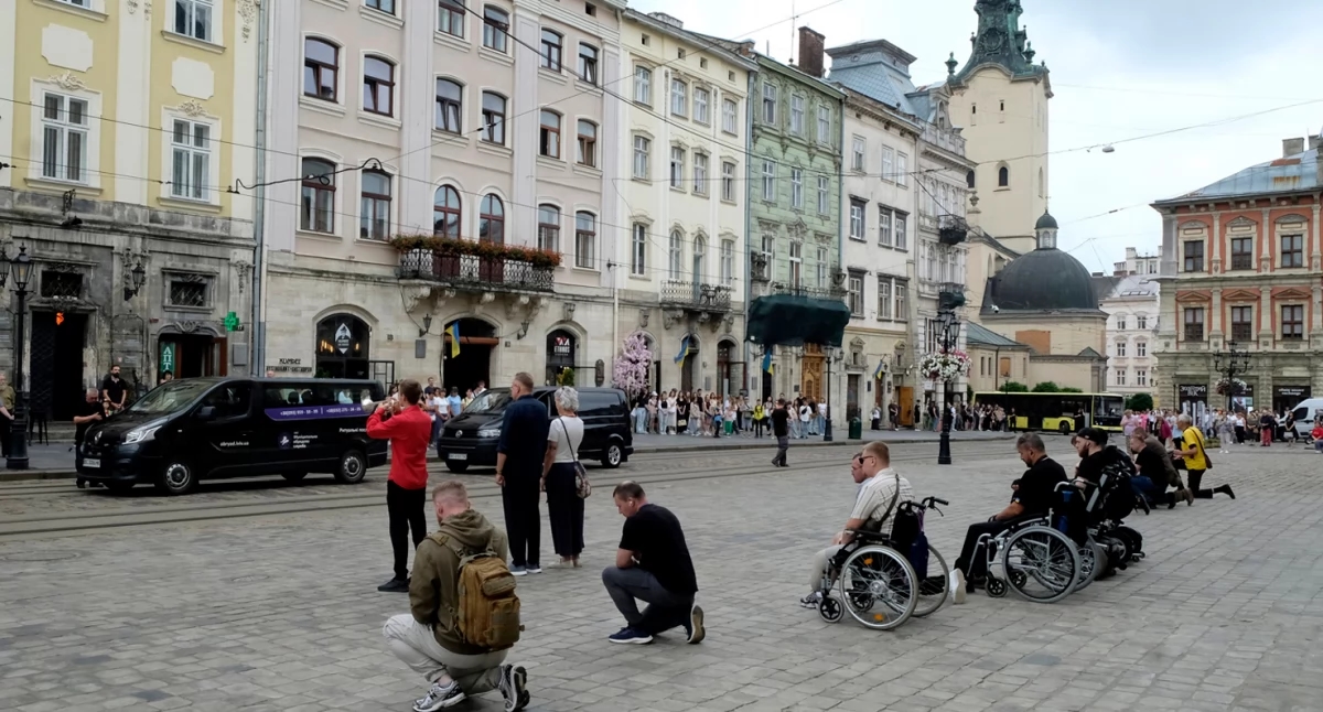 Pictures from wartime Lviv [PHOTOS]